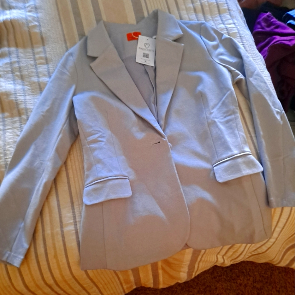 NWT - Womens suit